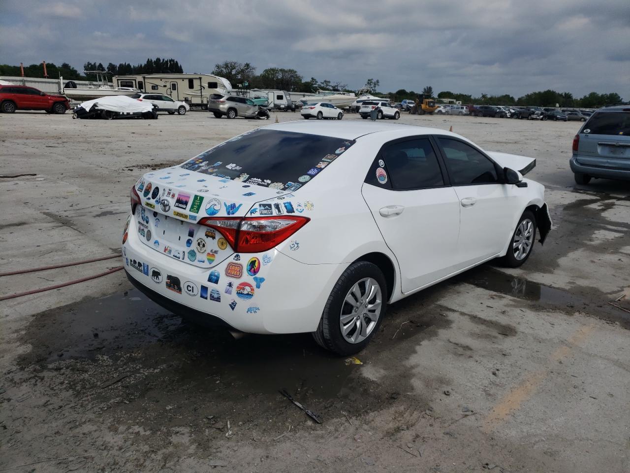 Photo 4 from auction – 2015 TOYOTA COROLLA with VIN 2T1BURHE6FC275582