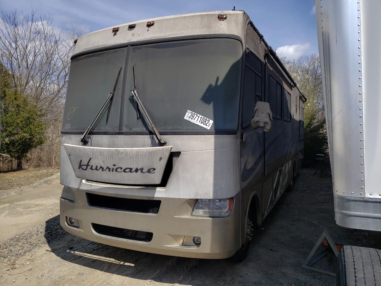 Photo 2 from auction – 2006 FORD F550 SUPER with VIN 1F6NF53Y260A04310