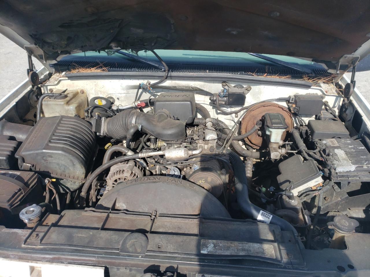 Photo 7 from auction – 1998 GMC SIERRA C15 with VIN 1GTEC19M3WR507858