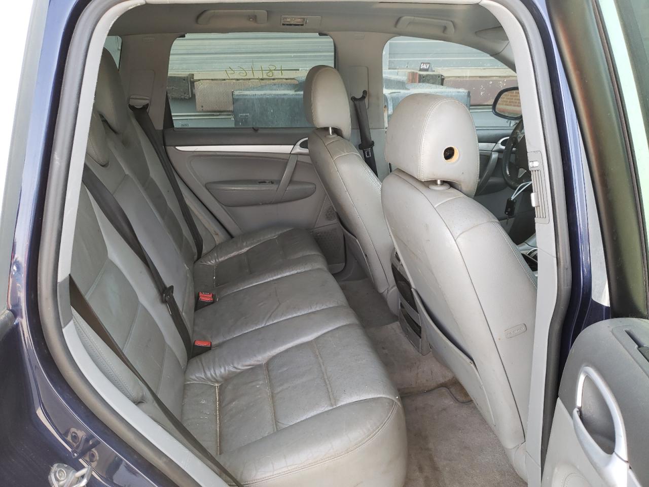 Photo 6 from auction – 2004 PORSCHE CAYENNE S with VIN WP1AB29P94LA62008