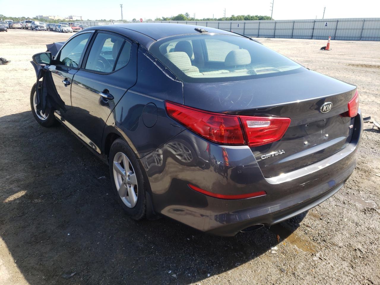 Photo 3 from auction – 2015 KIA OPTIMA with VIN 5XXGM4A78FG480026