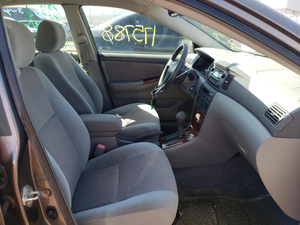 Photo 5 from auction – 2007 TOYOTA COROLLA CE with VIN 1NXBR32E77Z905987