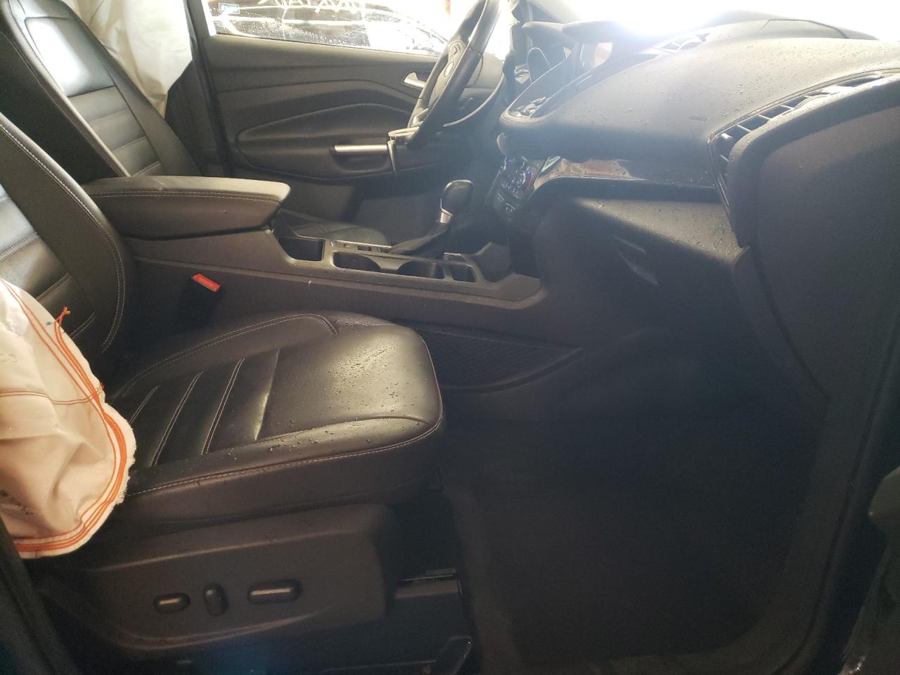 Photo 5 from auction – 2017 FORD ESCAPE TIT with VIN 1FMCU0JD3HUC07906
