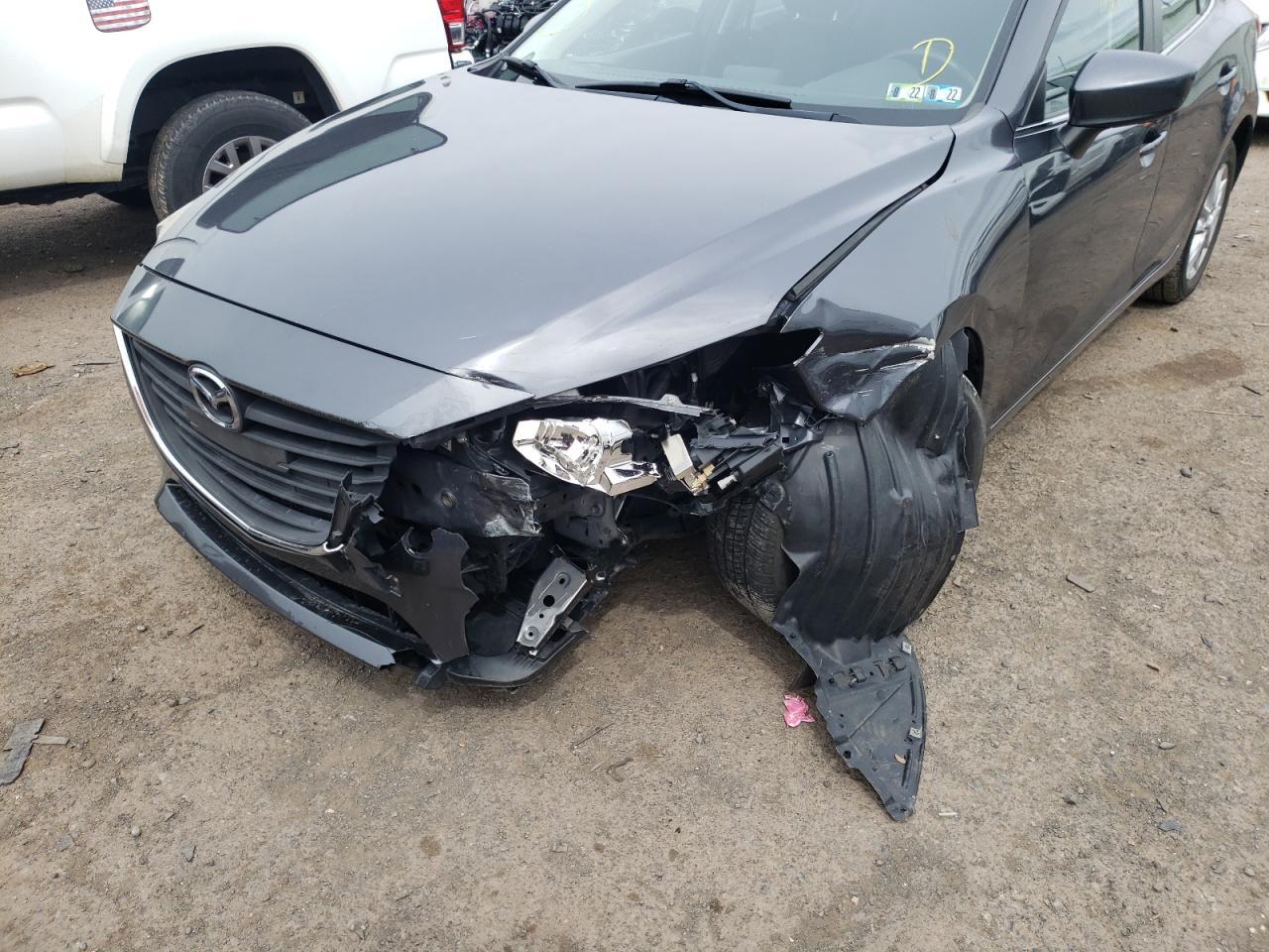 Photo 9 from auction – 2014 MAZDA 3 TOURING with VIN JM1BM1V7XE1117093