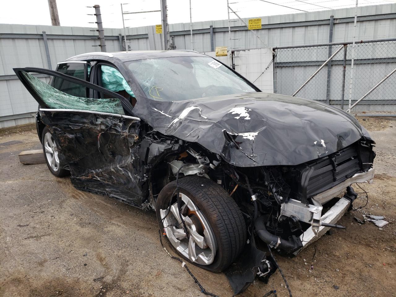 AUDI Q5 2022 with VIN WA1FAAFY5N2034578 - Photo from auction
