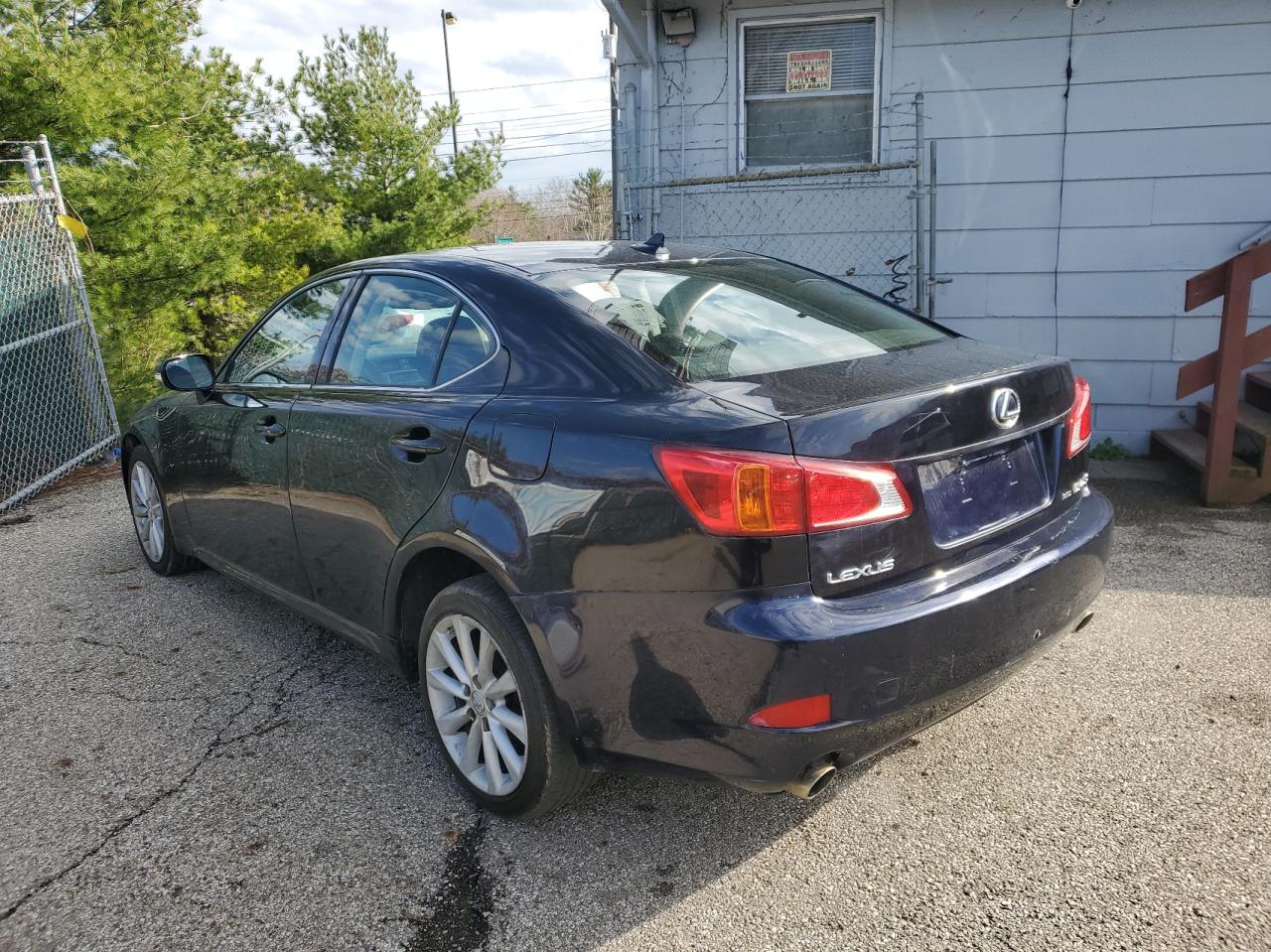 Photo 3 from auction – 2009 LEXUS IS 250 with VIN JTHCK262195032854