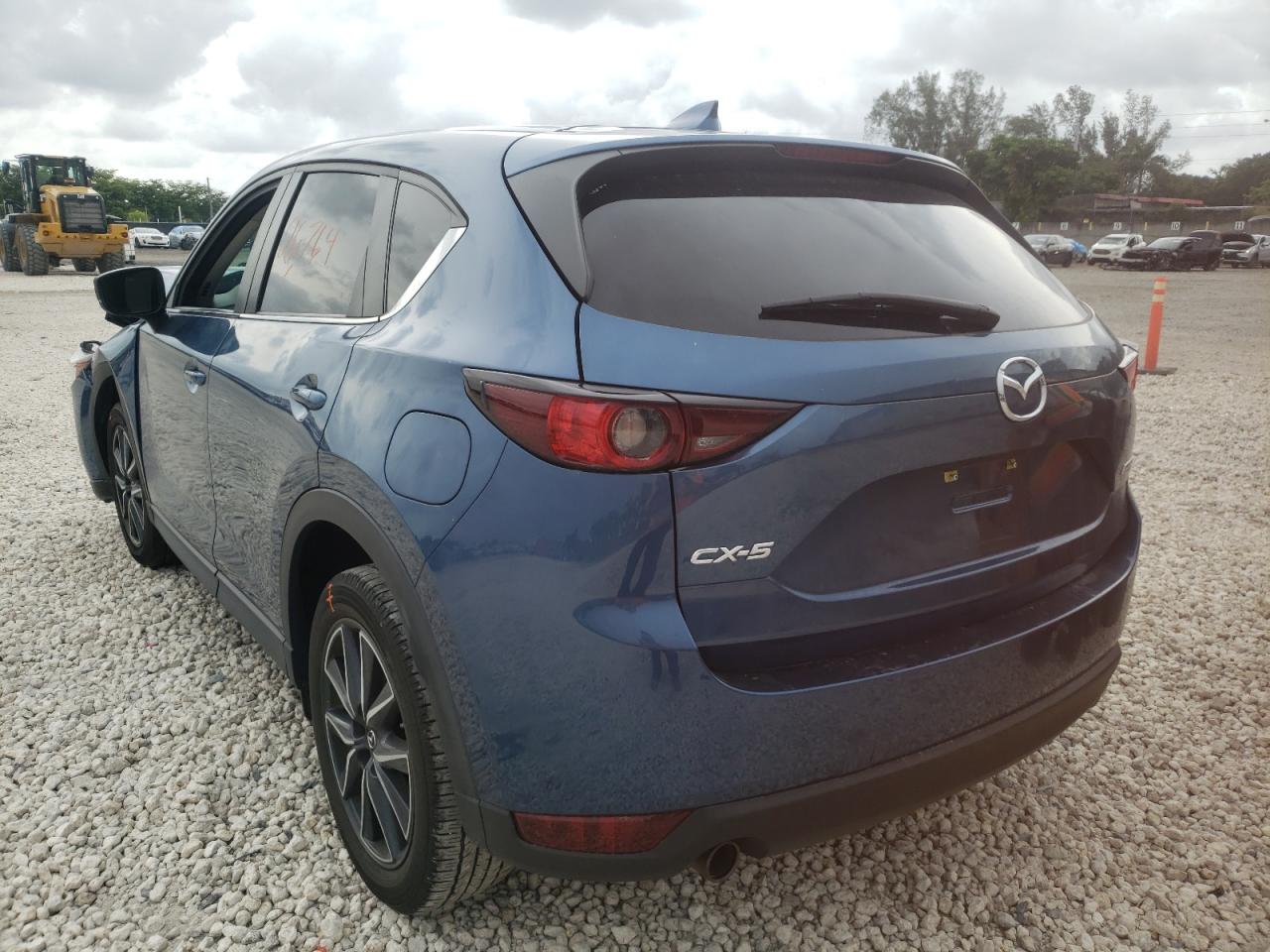 Photo 3 from auction – 2018 MAZDA CX-5 TOURI with VIN JM3KFACM1J0338821