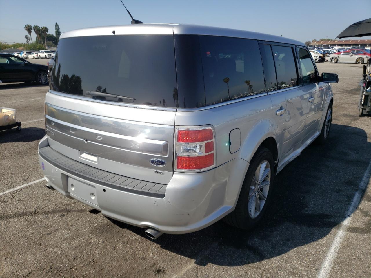 Photo 4 from auction – 2018 FORD FLEX LIMIT with VIN 2FMHK6D85JBA06422