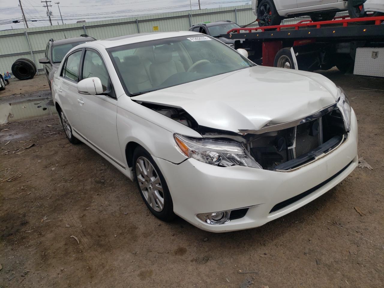 TOYOTA AVALON BAS 2011 with VIN 4T1BK3DB8BU383810 - Photo from auction