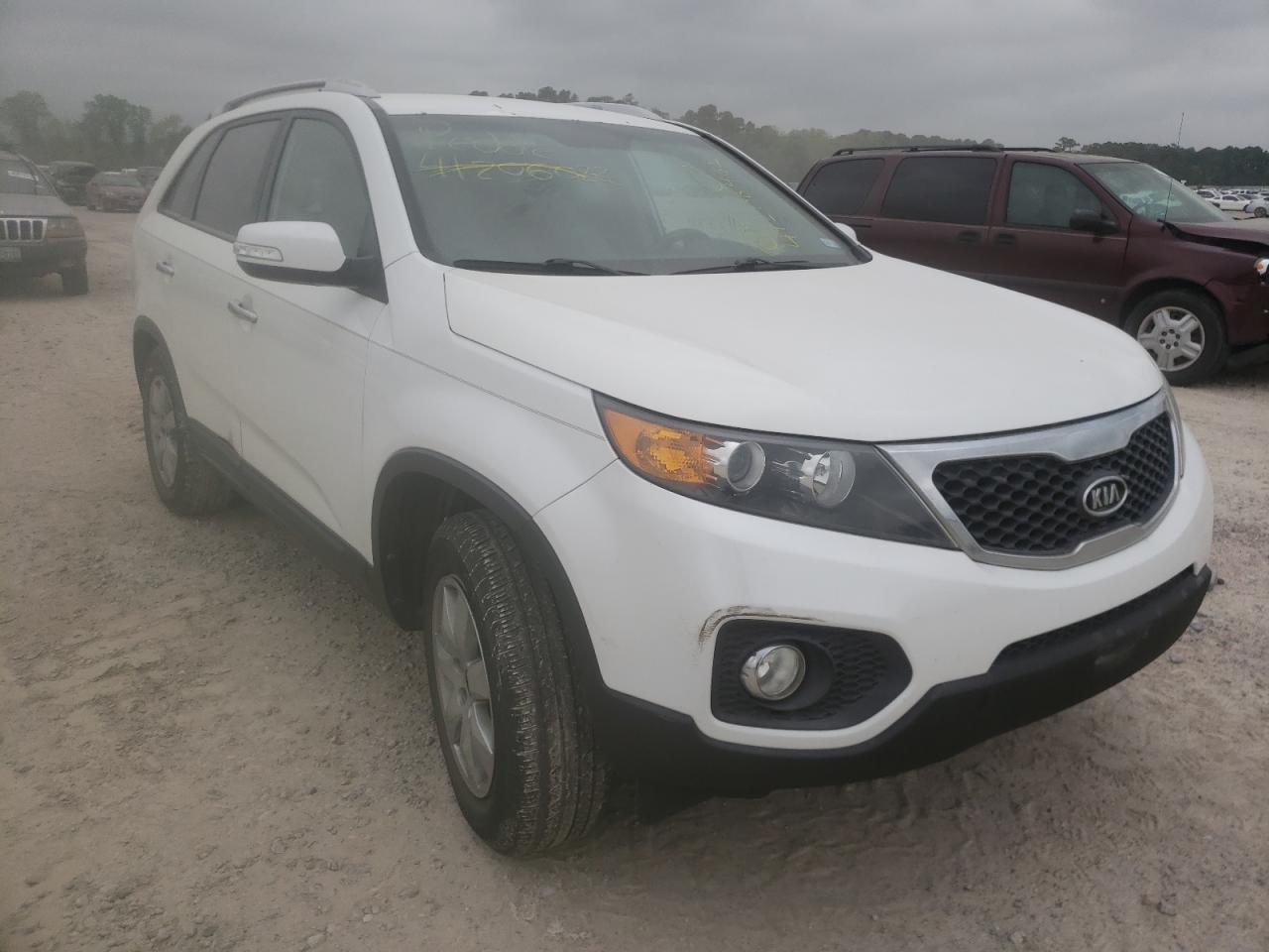 KIA SORENTO BA 2012 with VIN 5XYKT3A65CG307621 - Photo from auction