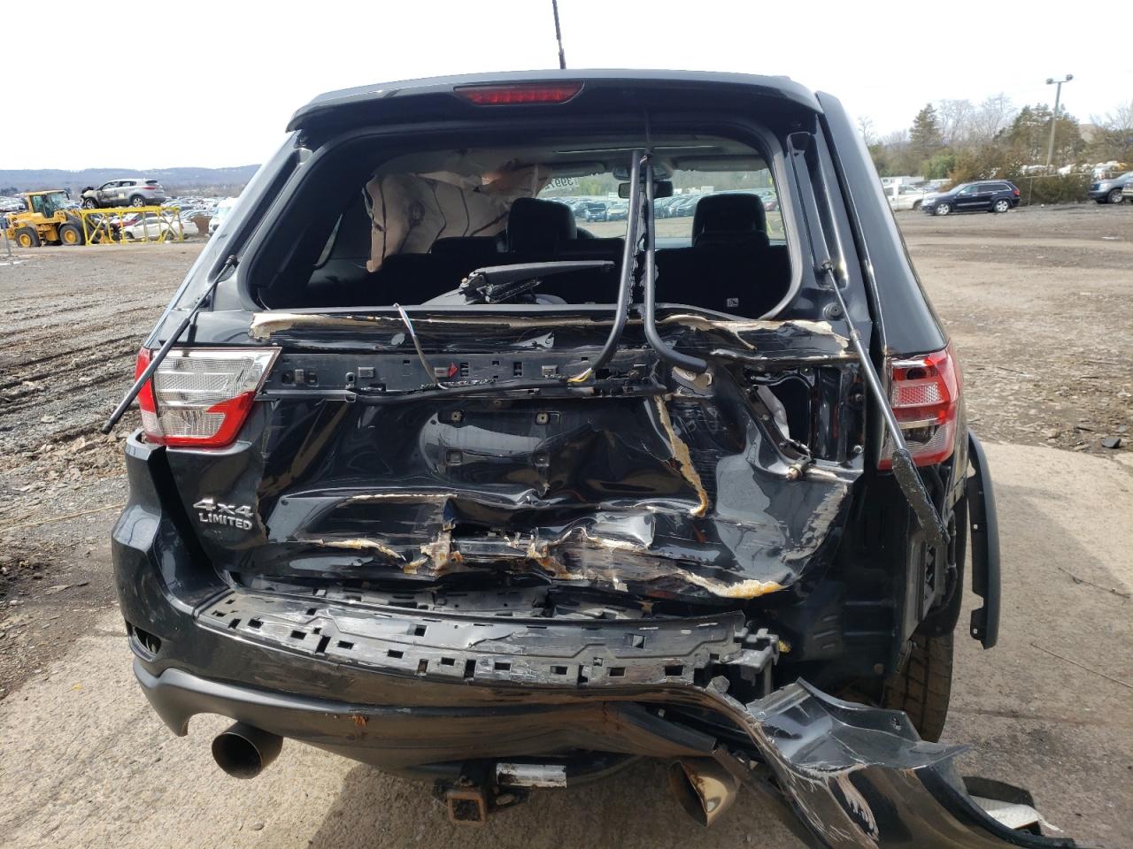 Photo 9 from auction – 2012 JEEP GRAND CHER with VIN 1C4RJFBT9CC136337