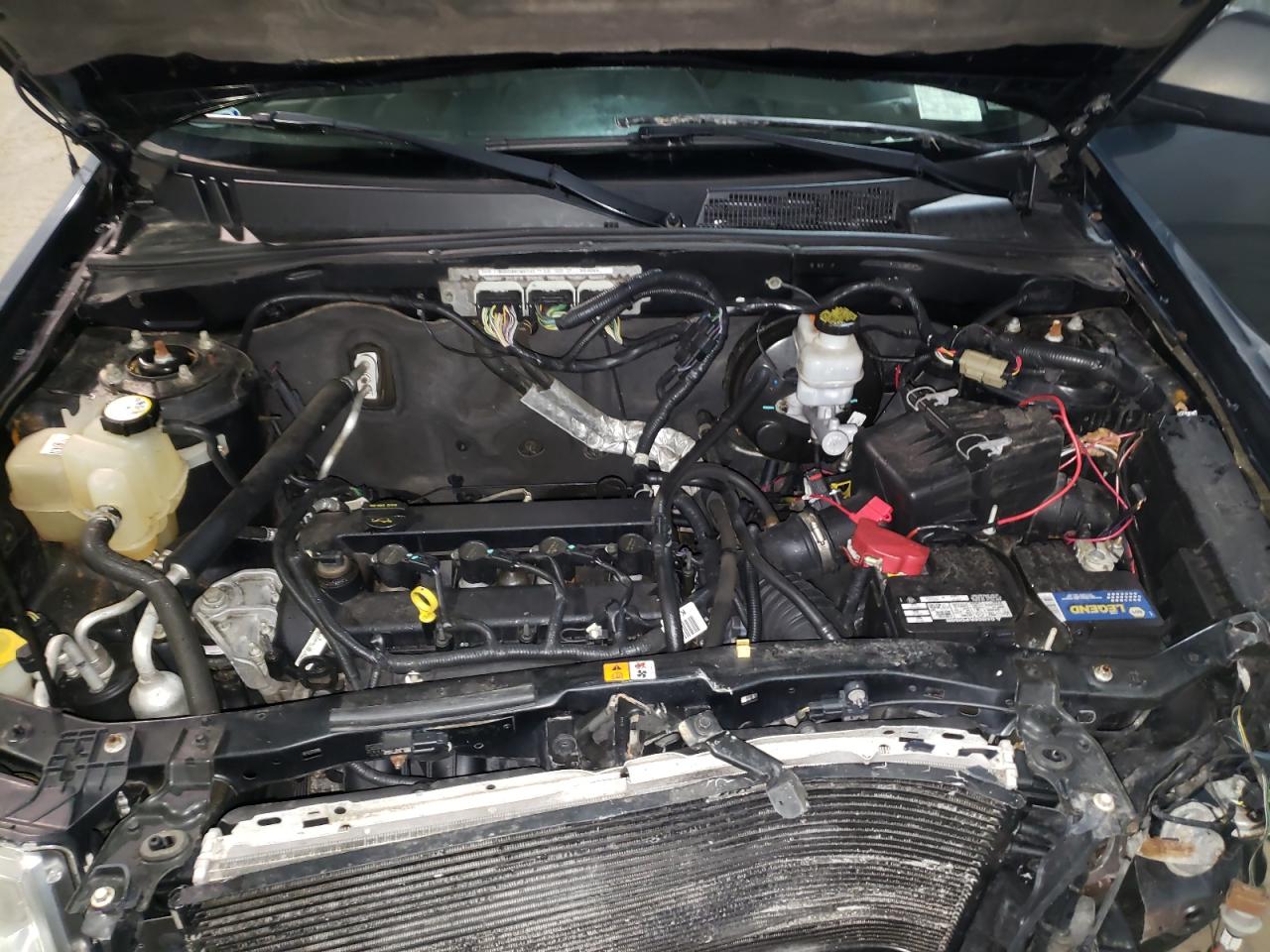 Photo 7 from auction – 2010 FORD ESCAPE XLT with VIN 1FMCU9D76AKD15951