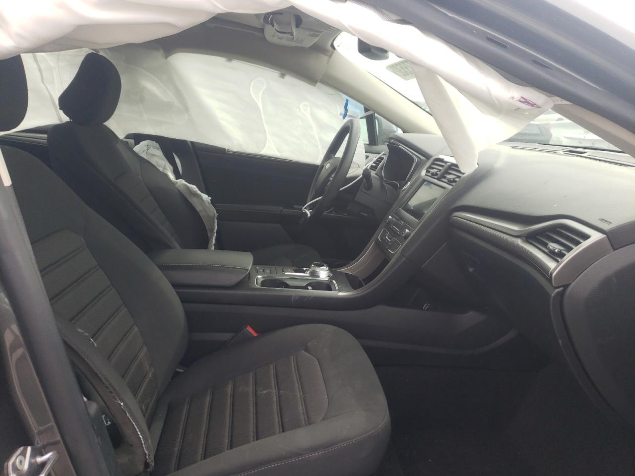 Photo 5 from auction – 2020 FORD FUSION SE with VIN 3FA6P0HD7LR178690