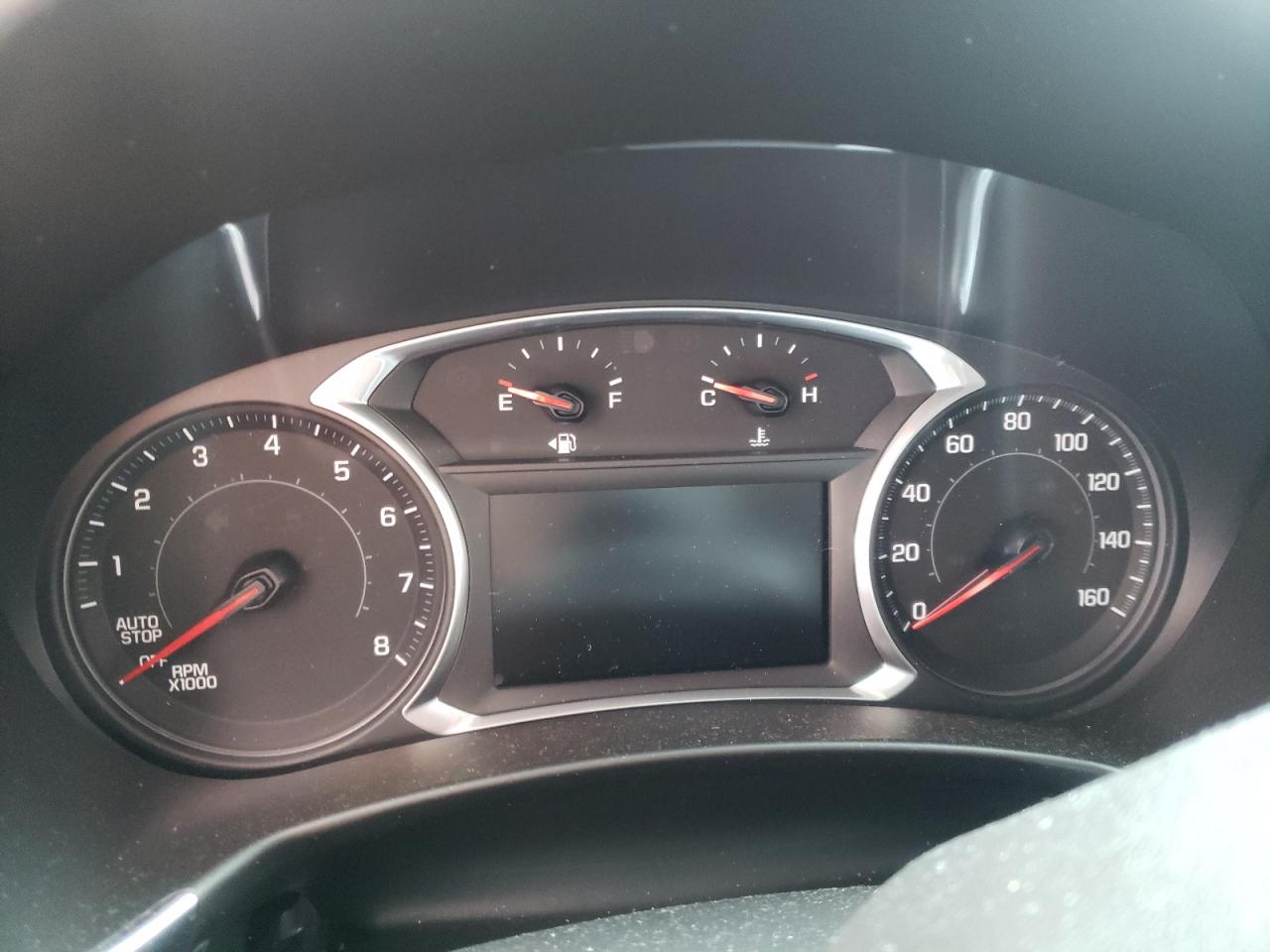 Photo 8 from auction – 2019 CHEVROLET EQUINOX LT with VIN 2GNAXUEV4K6206726