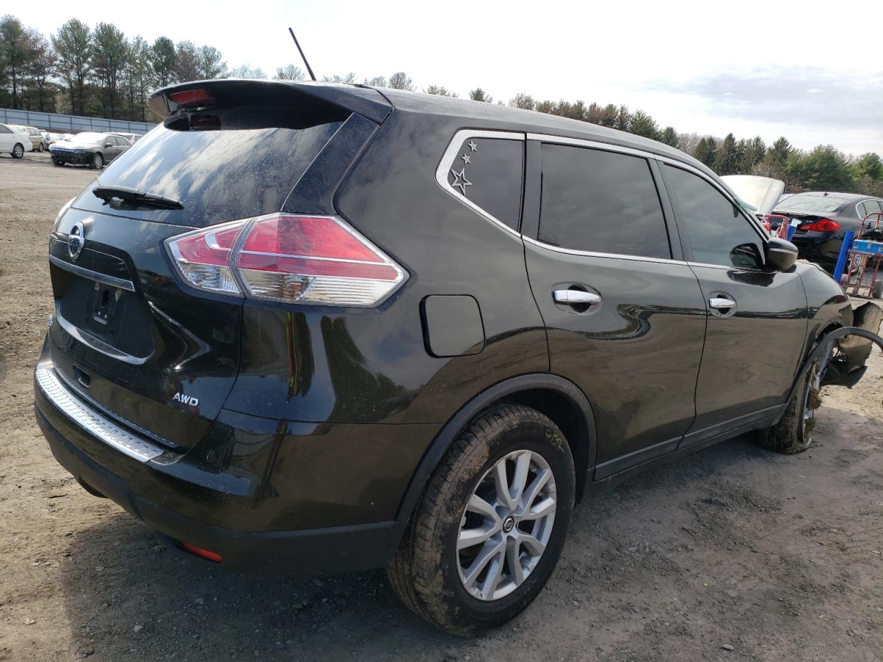 Photo 4 from auction – 2015 NISSAN ROGUE S with VIN 5N1AT2MK6FC906496
