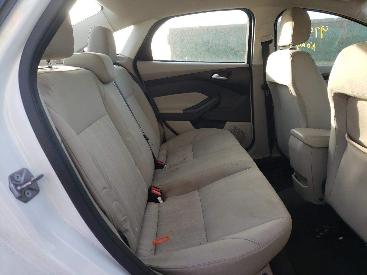Photo 6 from auction – 2018 FORD FOCUS SE with VIN 1FADP3FE9JL226688