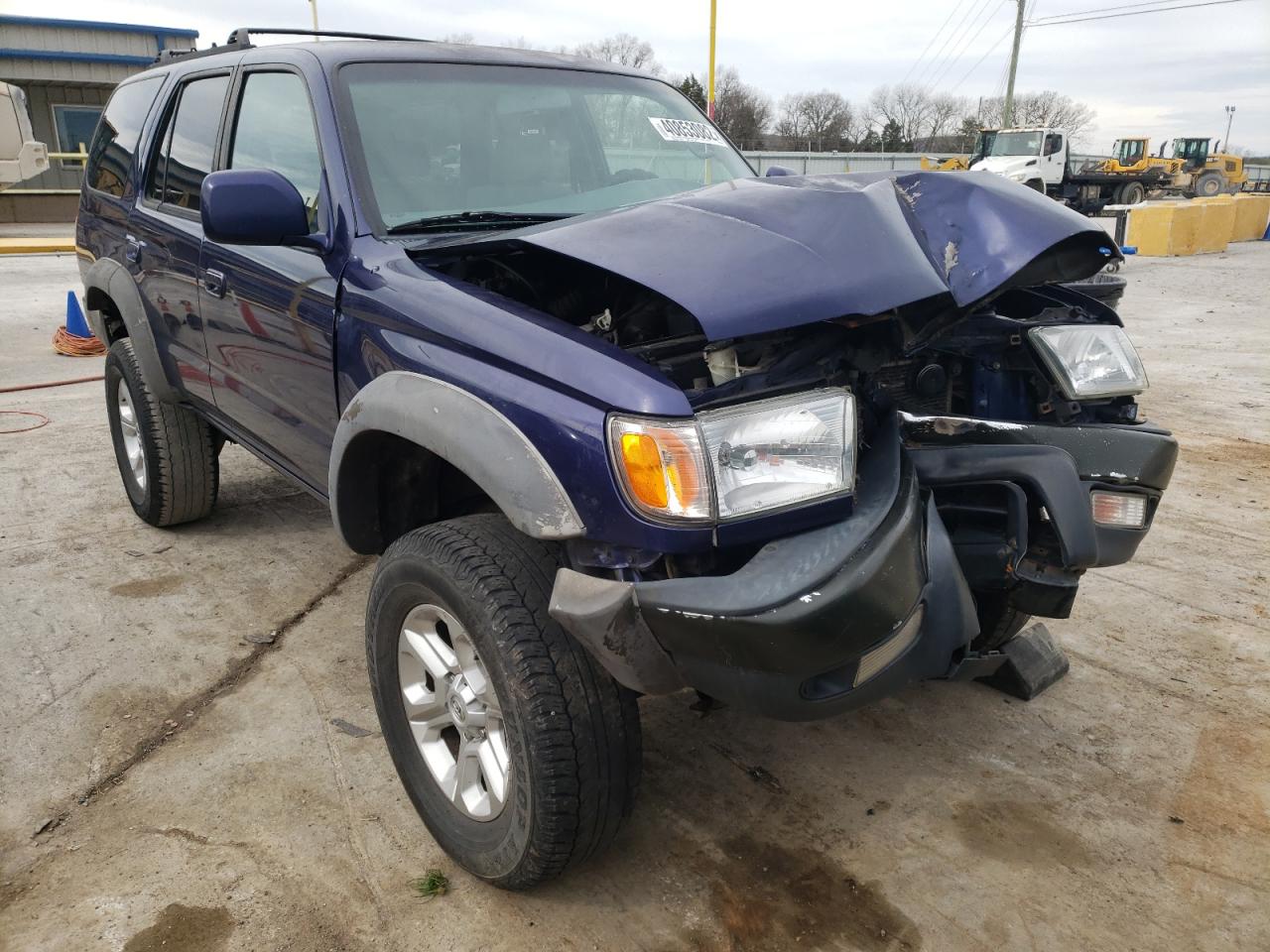 TOYOTA 4RUNNER SR 2000 with VIN JT3HN86R2Y0318971 - Photo from auction