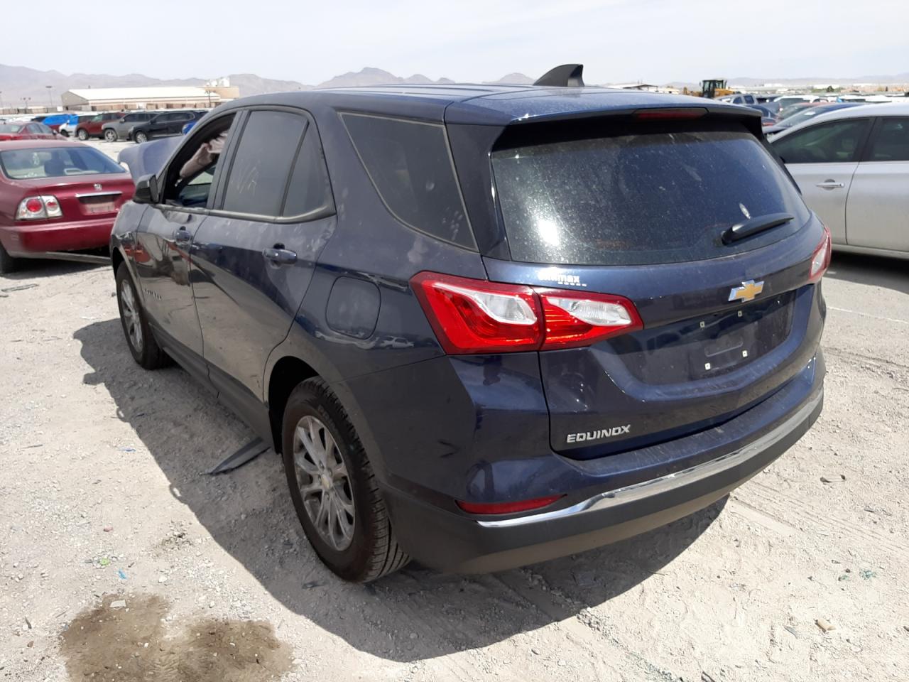 Photo 3 from auction – 2018 CHEVROLET EQUINOX LS with VIN 3GNAXHEV6JS607914