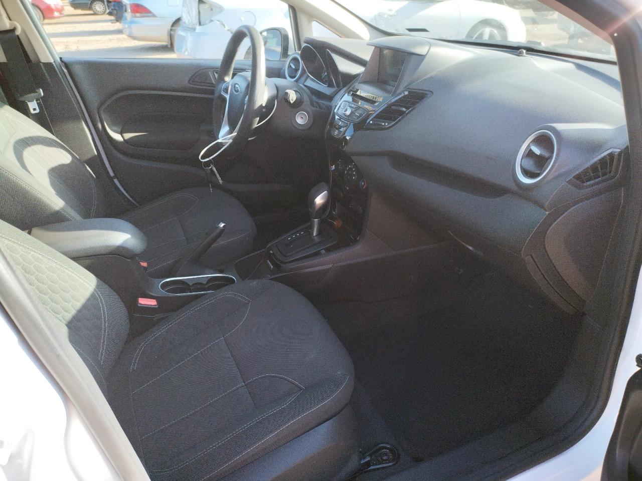 Photo 5 from auction – 2019 FORD FIESTA SE with VIN 3FADP4EJ1KM141378