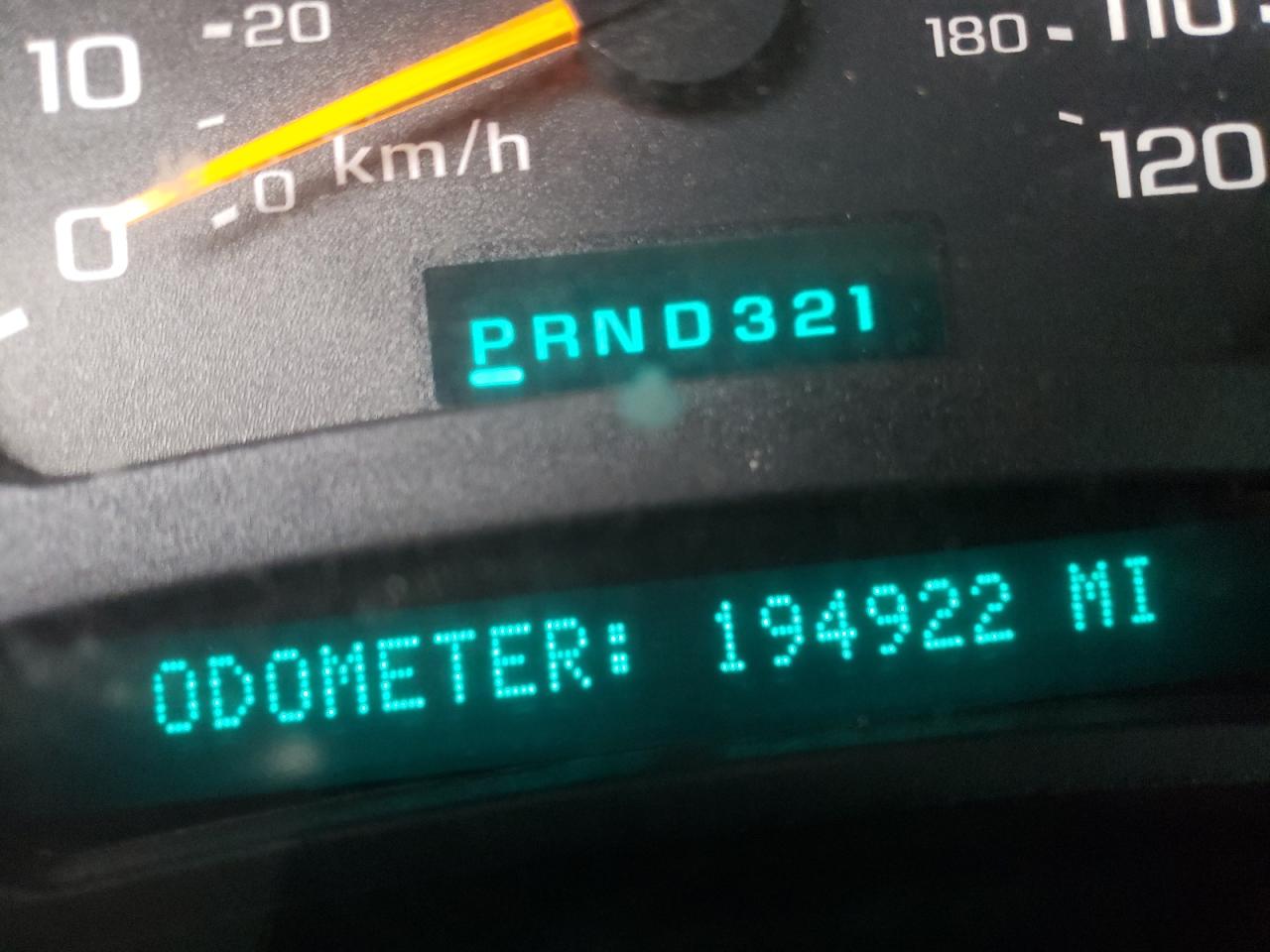 Photo 8 from auction – 2003 CHEVROLET SILVERADO with VIN 1GCHK23163F104085