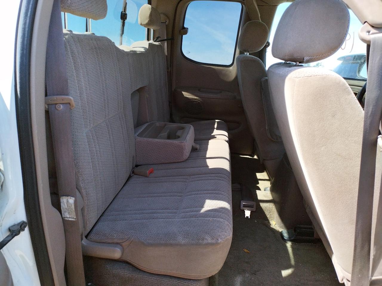 Photo 6 from auction – 2000 TOYOTA TUNDRA ACC with VIN 5TBBT4417YS070493