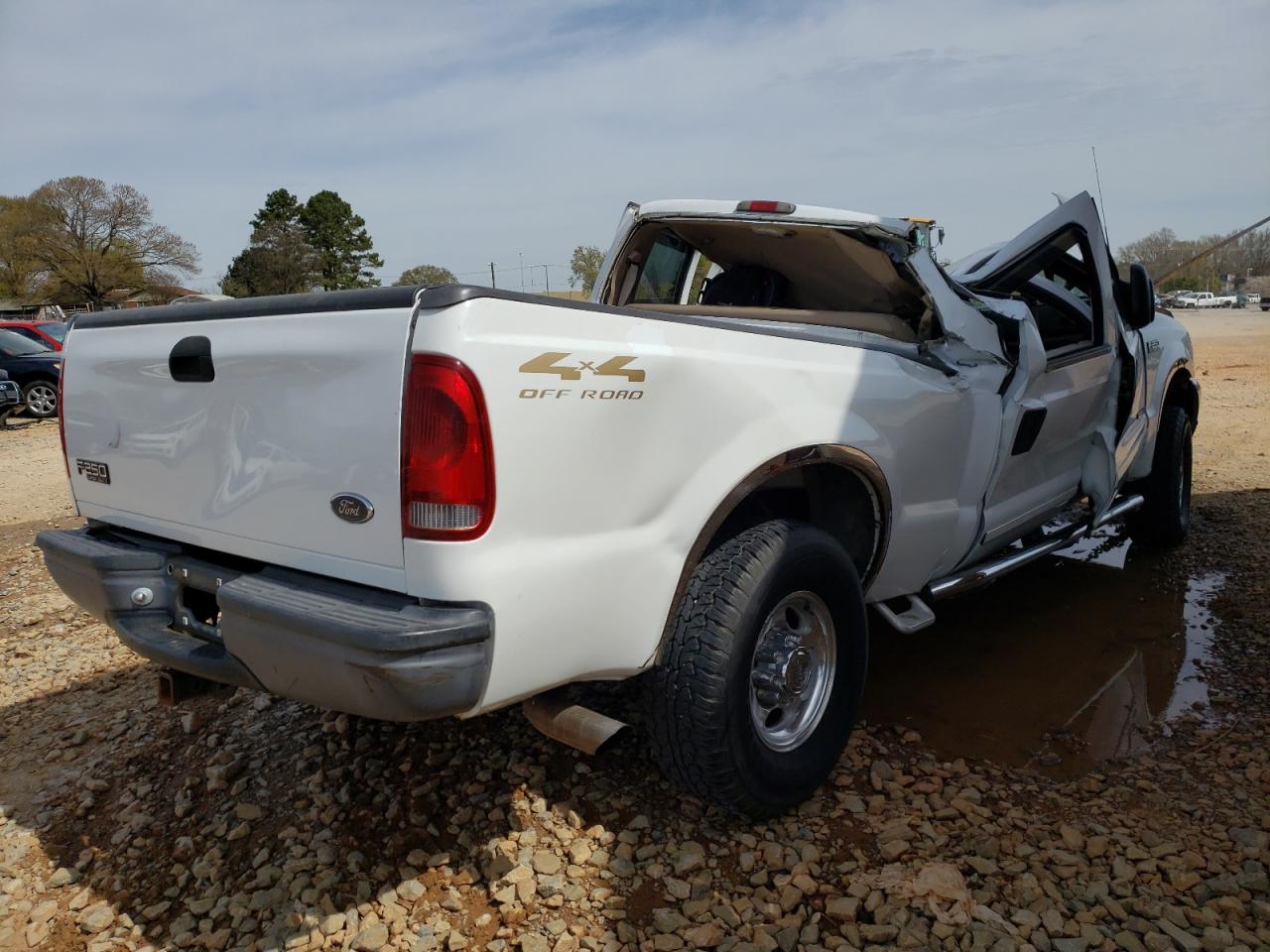 Photo 4 from auction – 2001 FORD F250 SUPER with VIN 3FTNW21F41MA28675