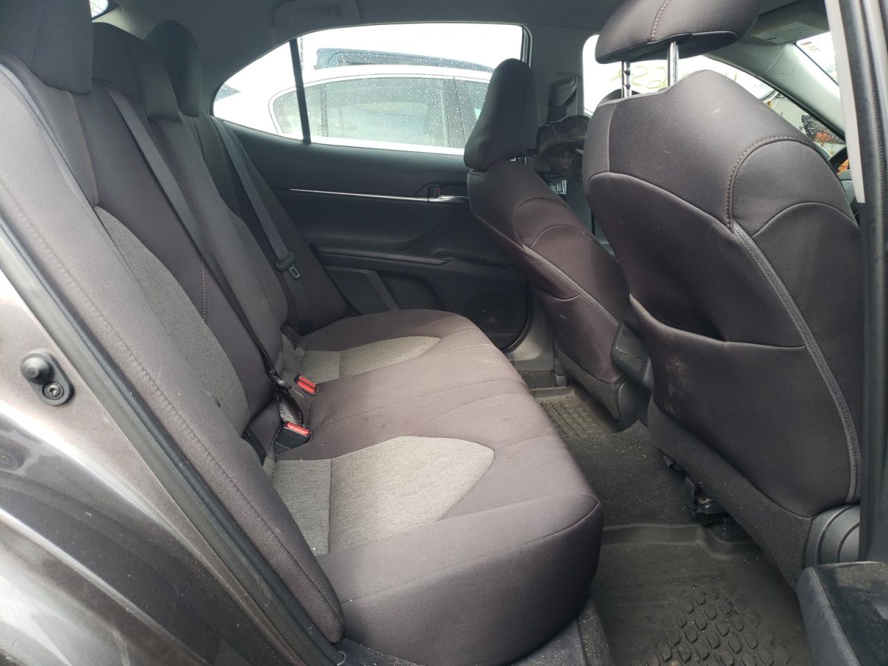 Photo 6 from auction – 2020 TOYOTA CAMRY LE with VIN 4T1C11AK2LU992716
