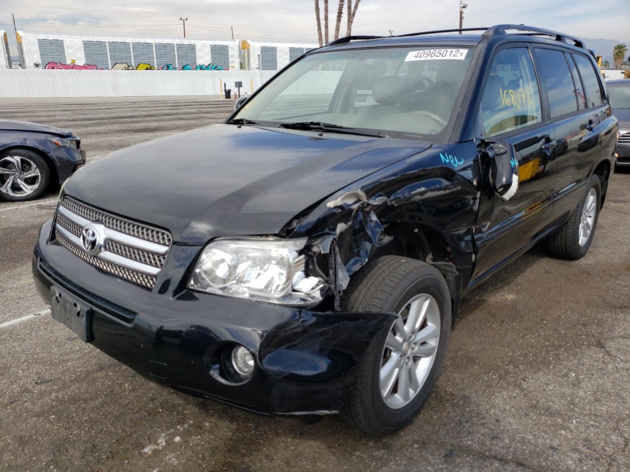 Photo 2 from auction – 2006 TOYOTA HIGHLANDER with VIN JTEEW21A860011498