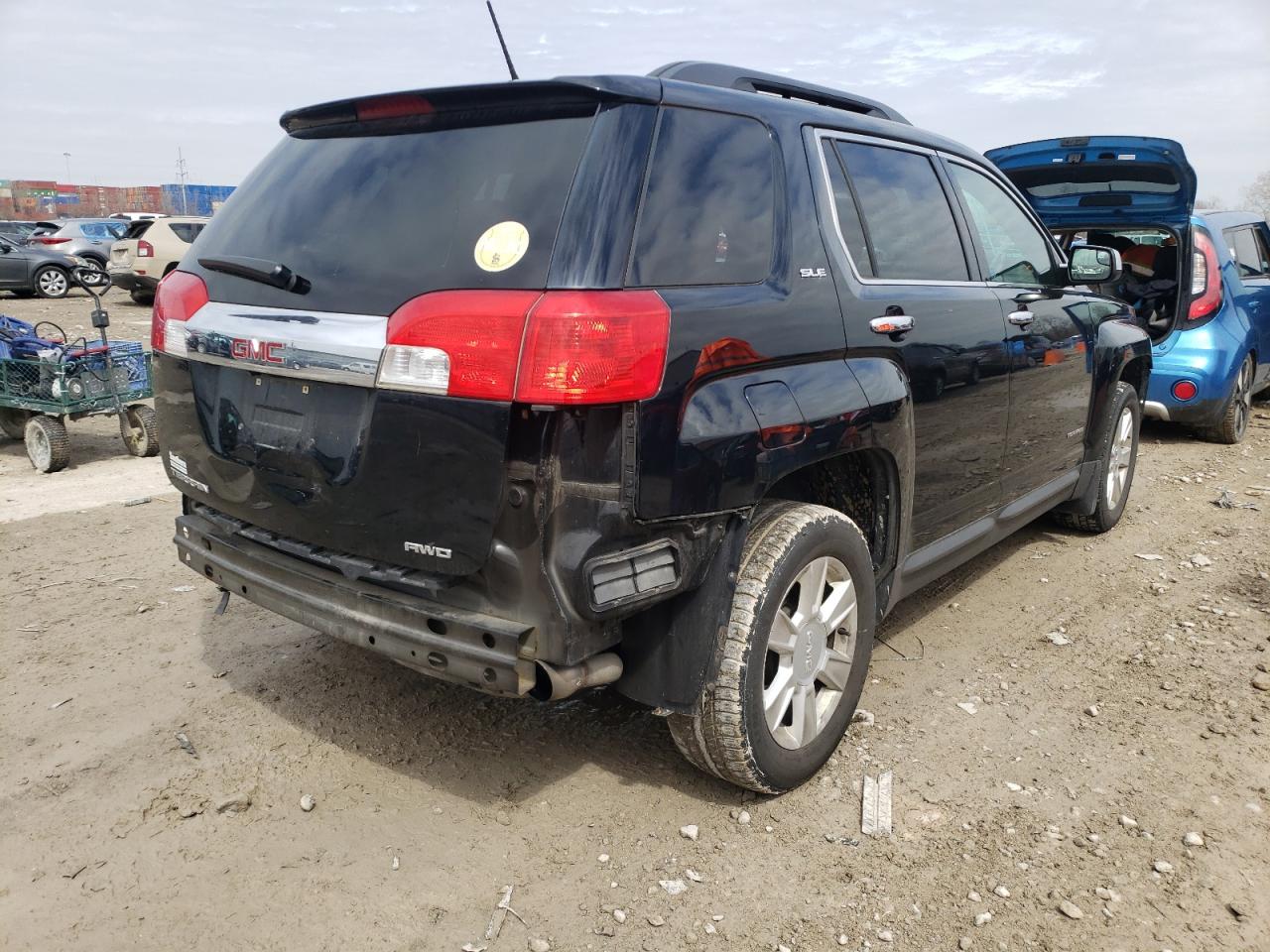 Photo 4 from auction – 2013 GMC TERRAIN SL with VIN 2GKFLTE32D6233093