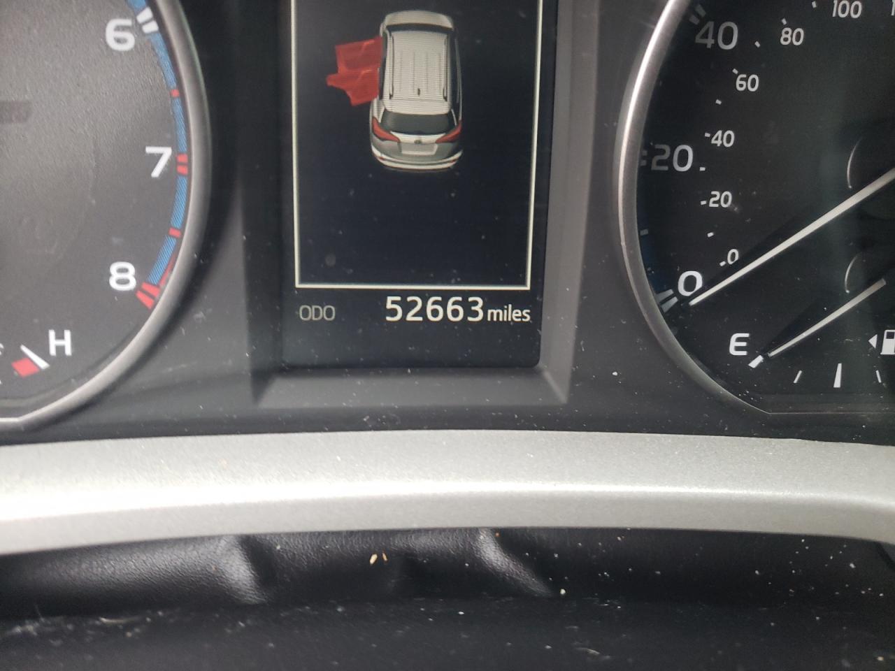 Photo 8 from auction – 2017 TOYOTA RAV4 XLE with VIN 2T3WFREVXHW368145