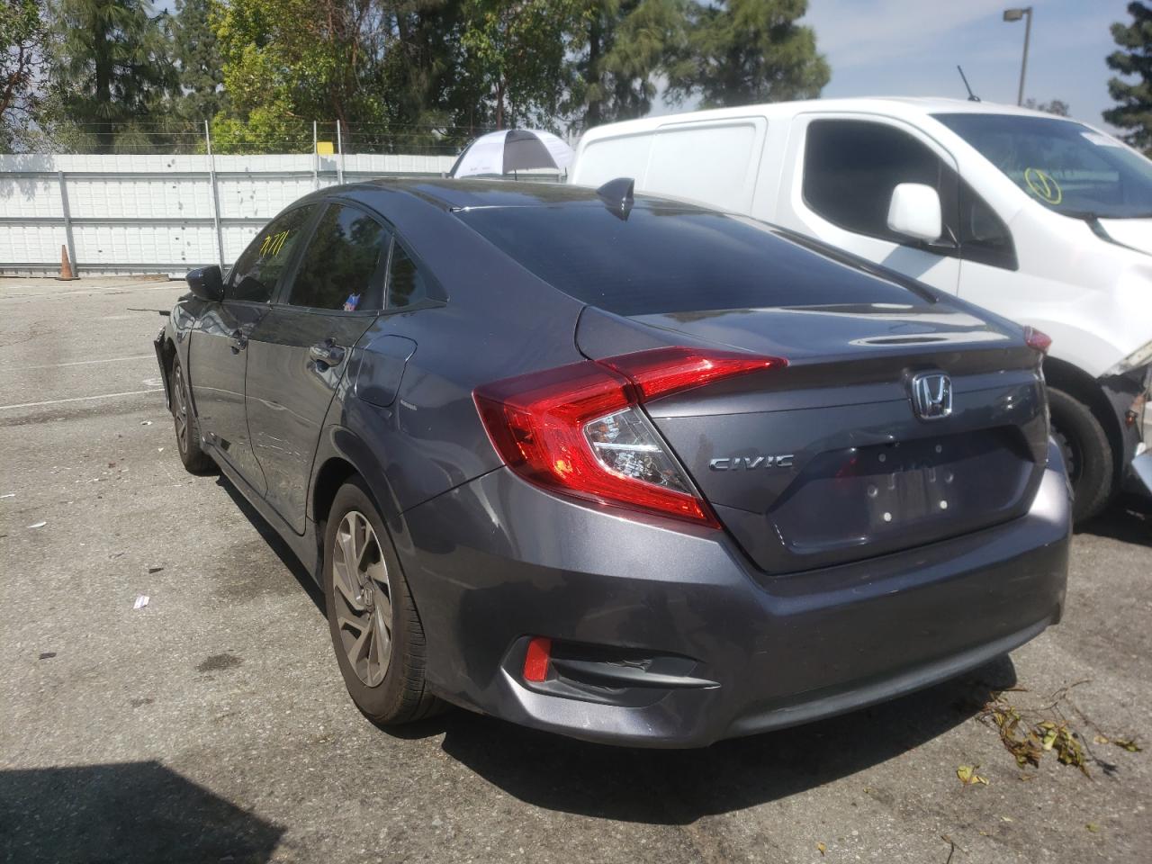Photo 3 from auction – 2017 HONDA CIVIC EX with VIN 19XFC2F74HE222139