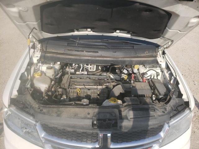 DODGE JOURNEY SE 2018 with VIN 3C4PDCAB0JT385648 - Photo from auction