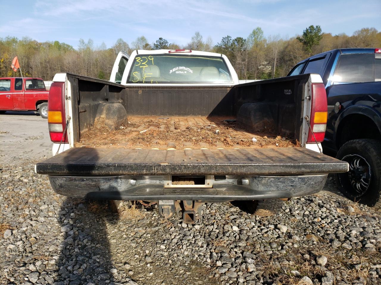 Photo 6 from auction – 2002 CHEVROLET SILVERADO with VIN 1GCHK24U92Z131142