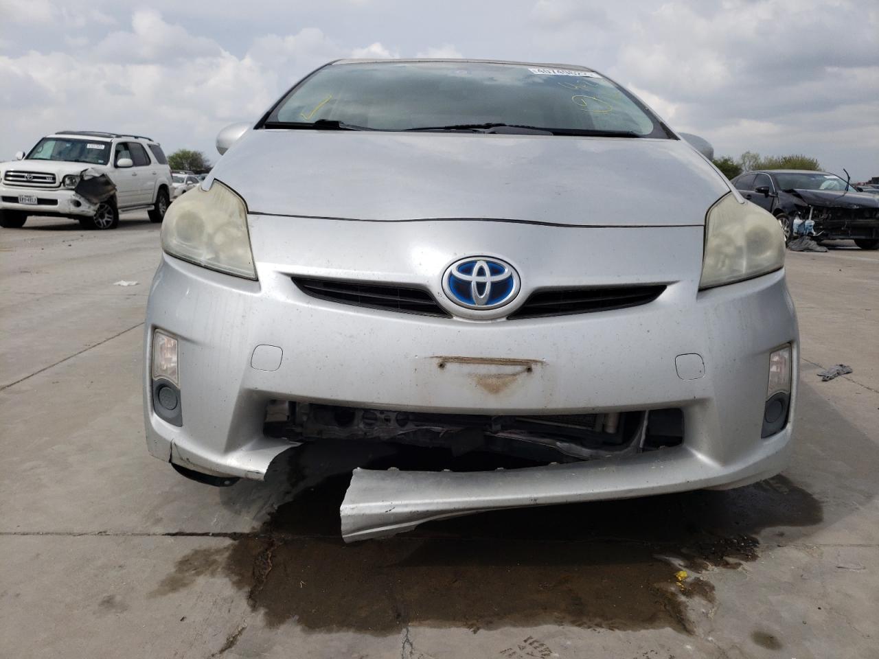 Photo 9 from auction – 2011 TOYOTA PRIUS with VIN JTDKN3DU7B1354393