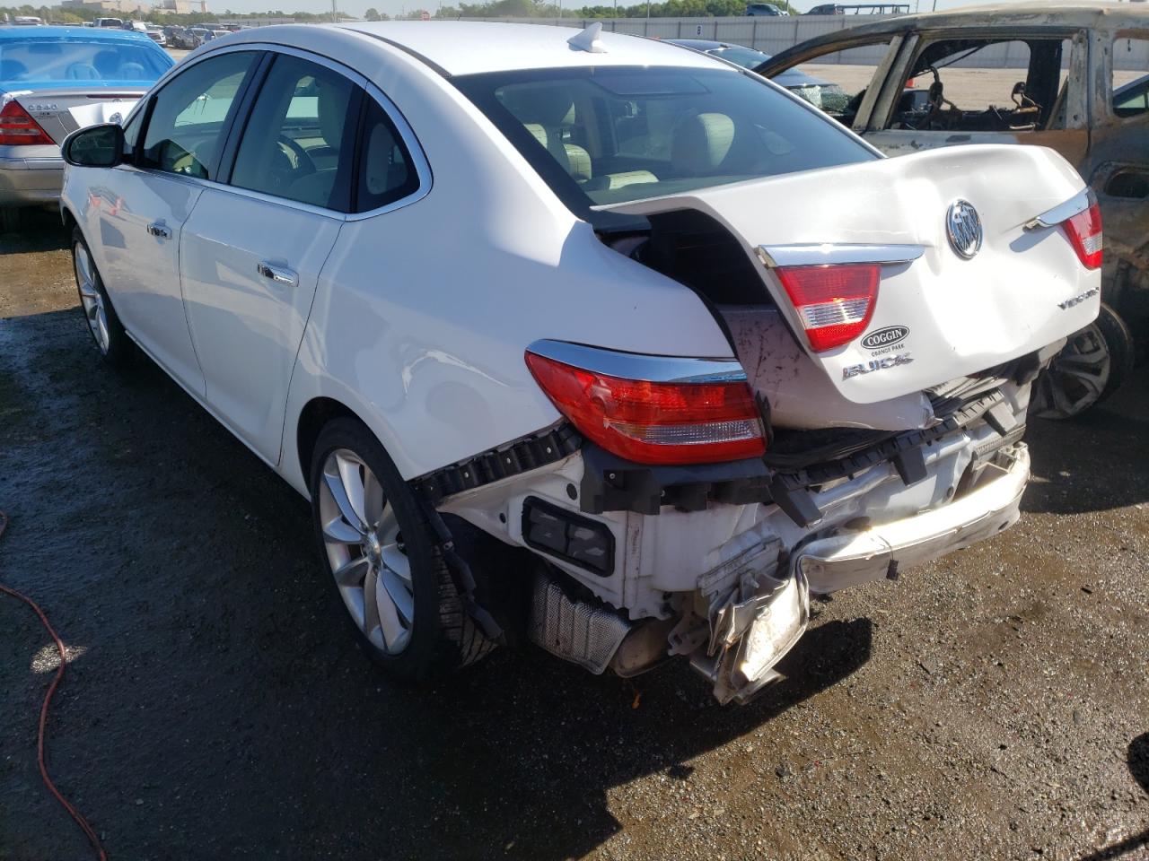 Photo 3 from auction – 2012 BUICK VERANO with VIN 1G4PP5SK6C4226400