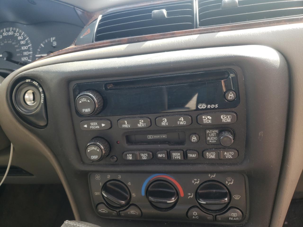 Photo 9 from auction – 2001 CHEVROLET MALIBU LS with VIN 1G1NE52JX16223583