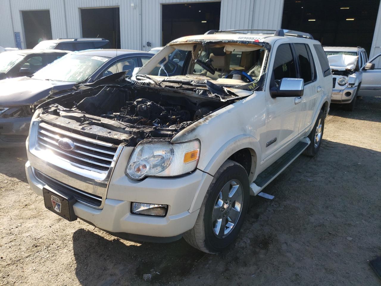 Photo 2 from auction – 2006 FORD EXPLORER L with VIN 1FMEU65816ZA02268