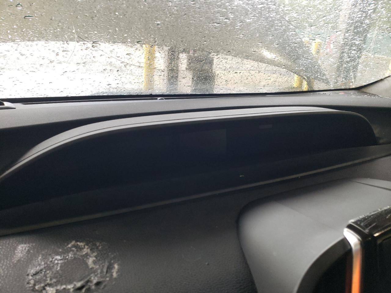 Photo 8 from auction – 2018 TOYOTA PRIUS with VIN JTDKARFU5J3068492