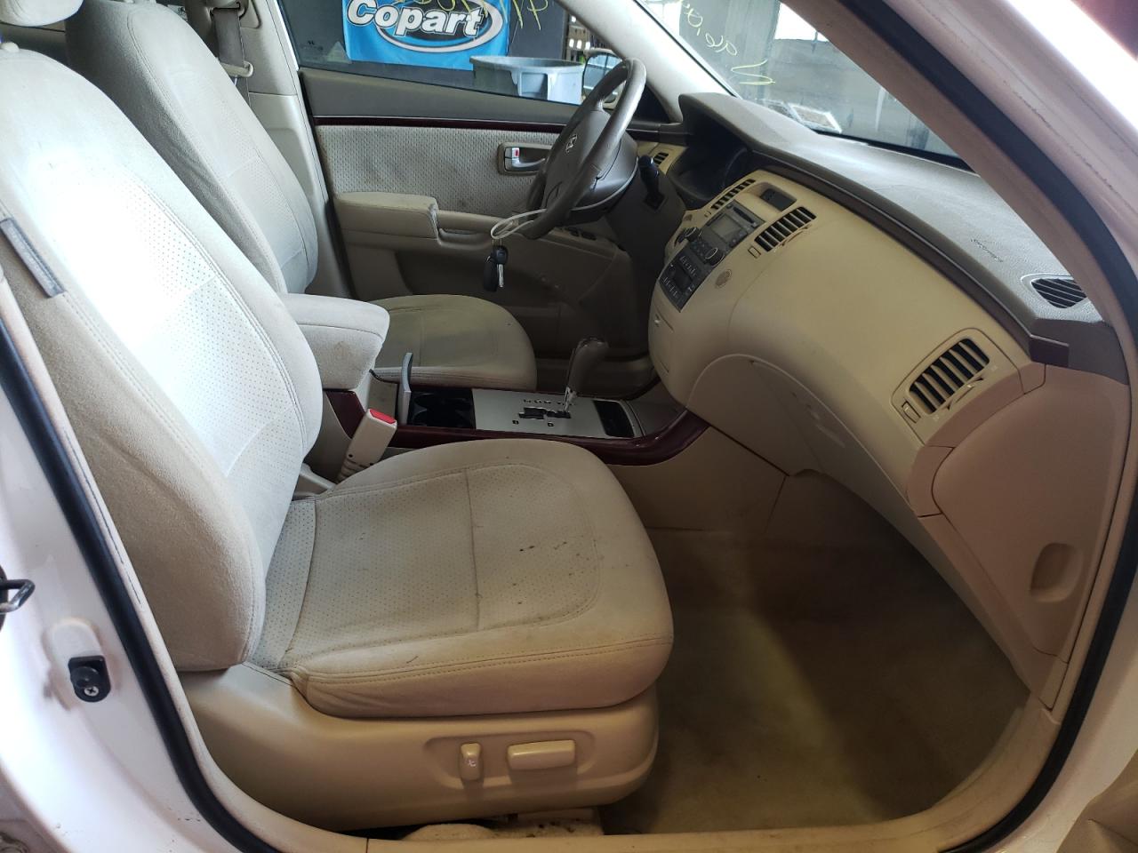 Photo 5 from auction – 2007 HYUNDAI AZERA GLS with VIN KMHFC46D27A188653