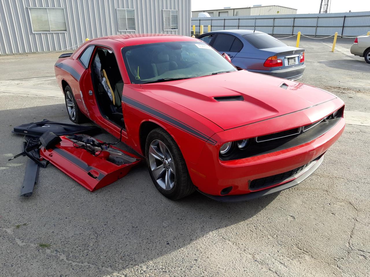 DODGE CHALLENGER 2016 with VIN 2C3CDZAG6GH218374 - Photo from auction