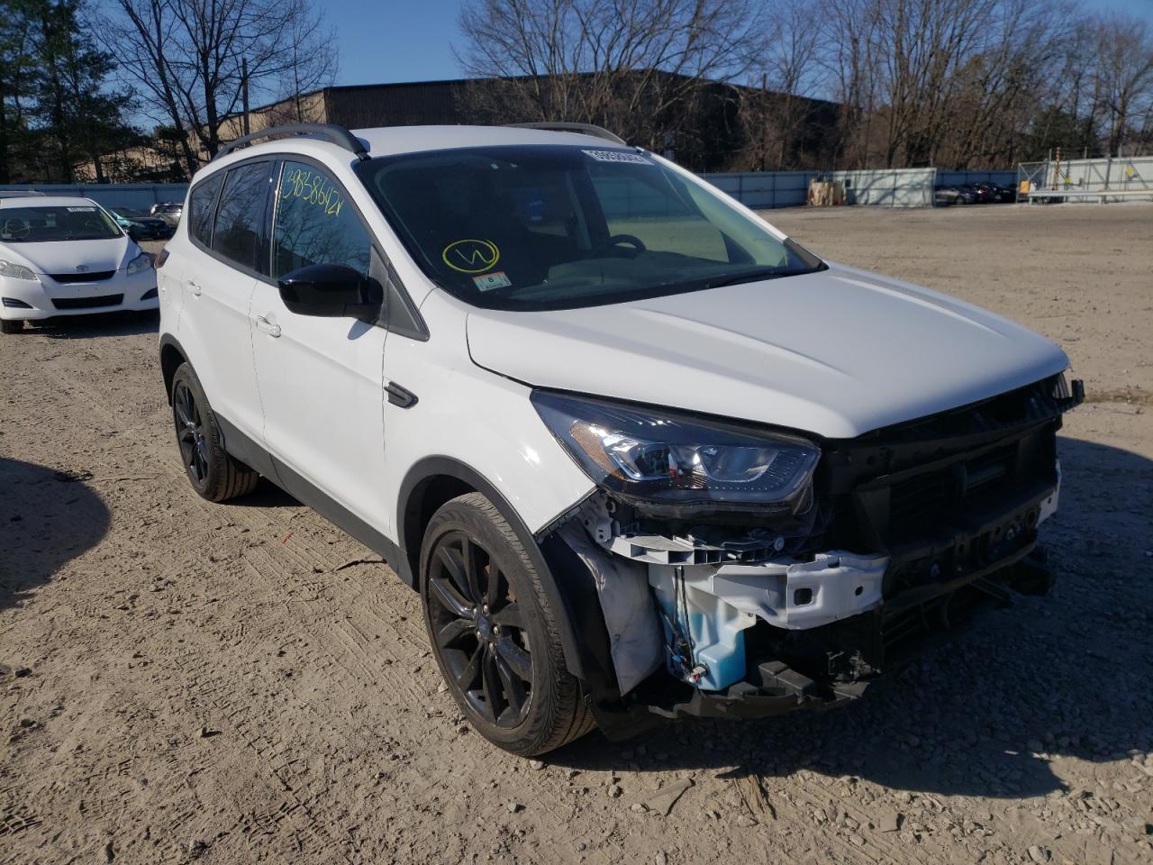 FORD ESCAPE SE 2019 with VIN 1FMCU0GD5KUB29367 - Photo from auction