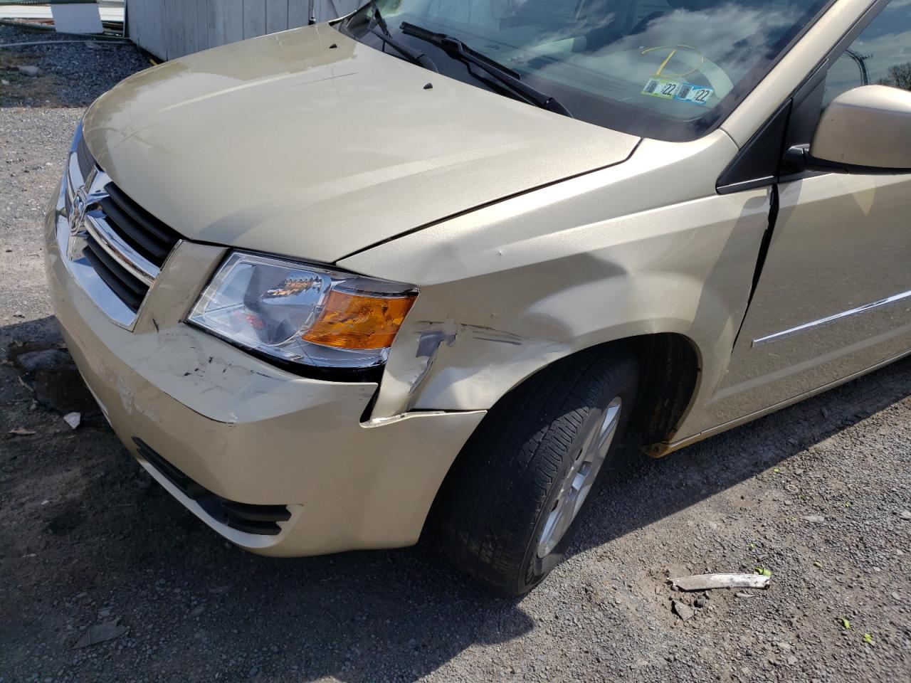 Photo 9 from auction – 2010 DODGE GRAND CARA with VIN 2D4RN5DX7AR256823