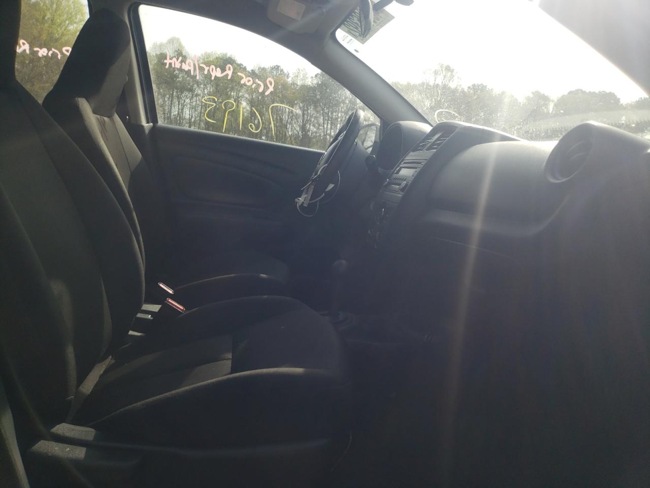 Photo 5 from auction – 2017 NISSAN VERSA S with VIN 3N1CN7AP1HL860185