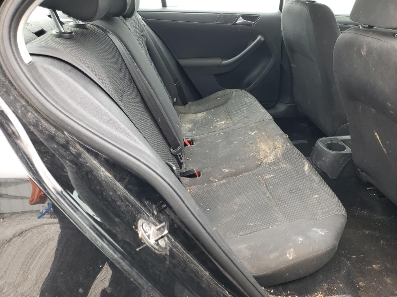 Photo 6 from auction – 2012 VOLKSWAGEN JETTA BASE with VIN 3VW2K7AJ1CM391063