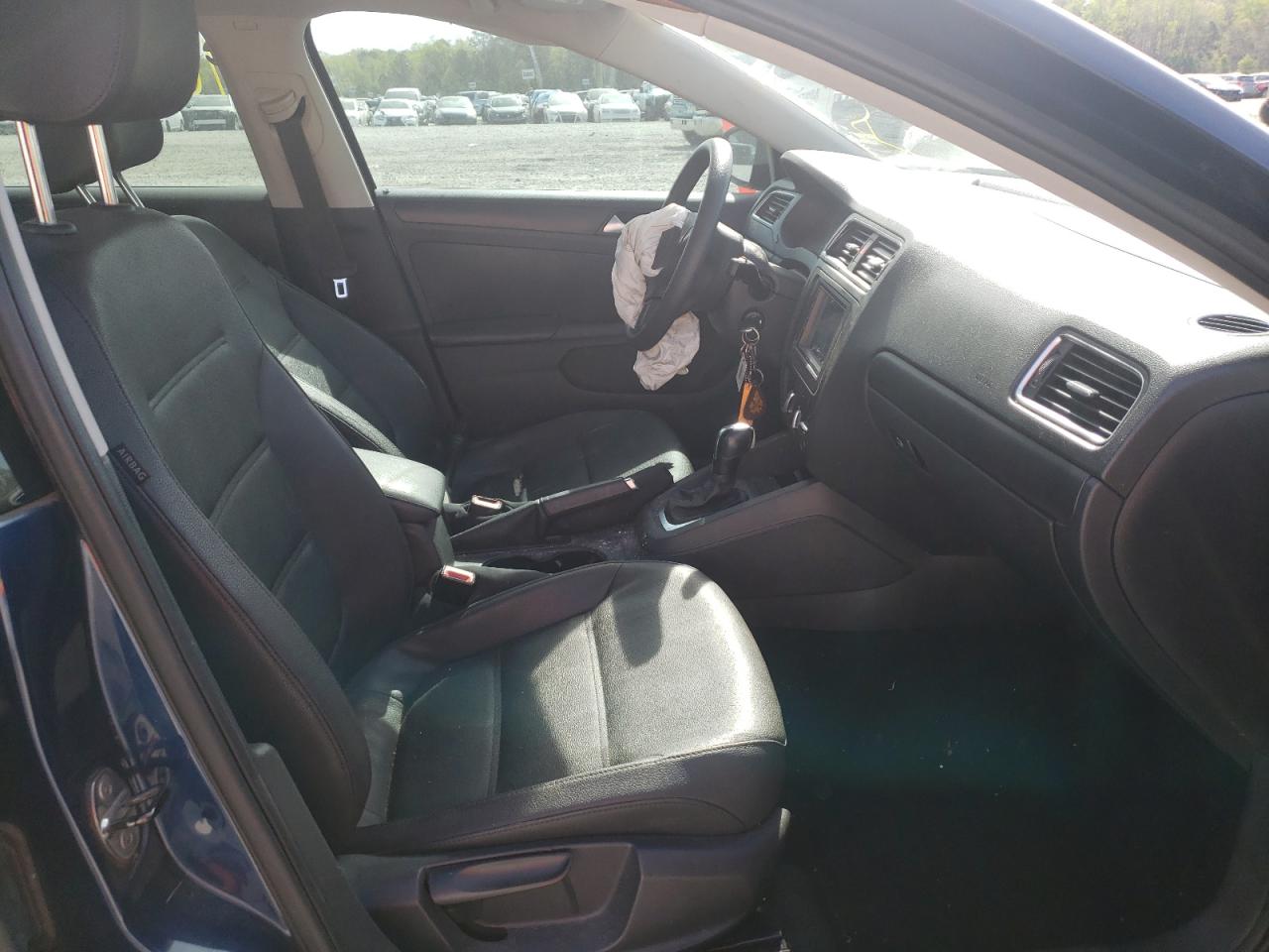 Photo 5 from auction – 2012 VOLKSWAGEN JETTA SE with VIN 3VWDP7AJ4CM123344