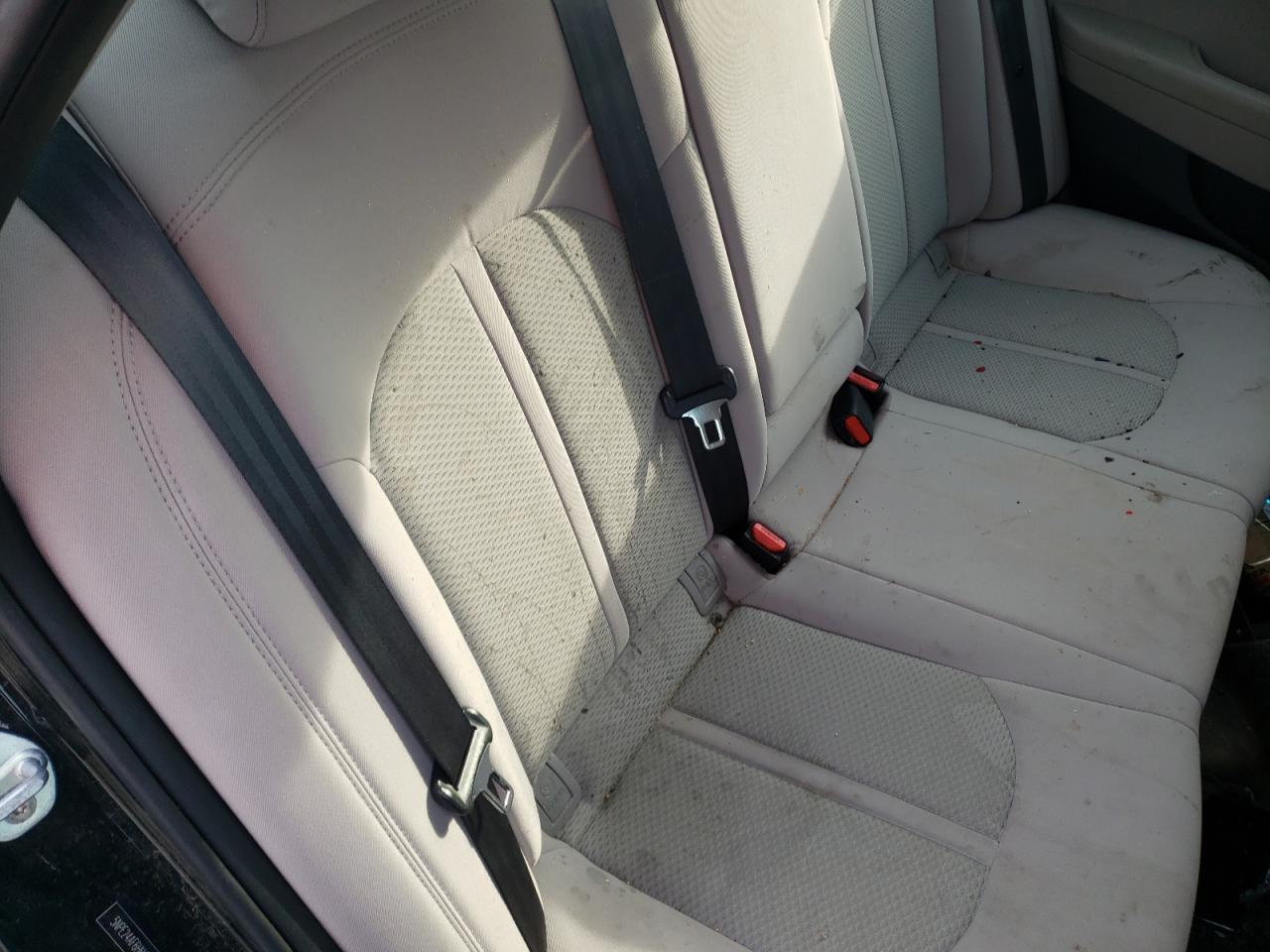 Photo 6 from auction – 2017 HYUNDAI SONATA SE with VIN 5NPE24AF6HH492543