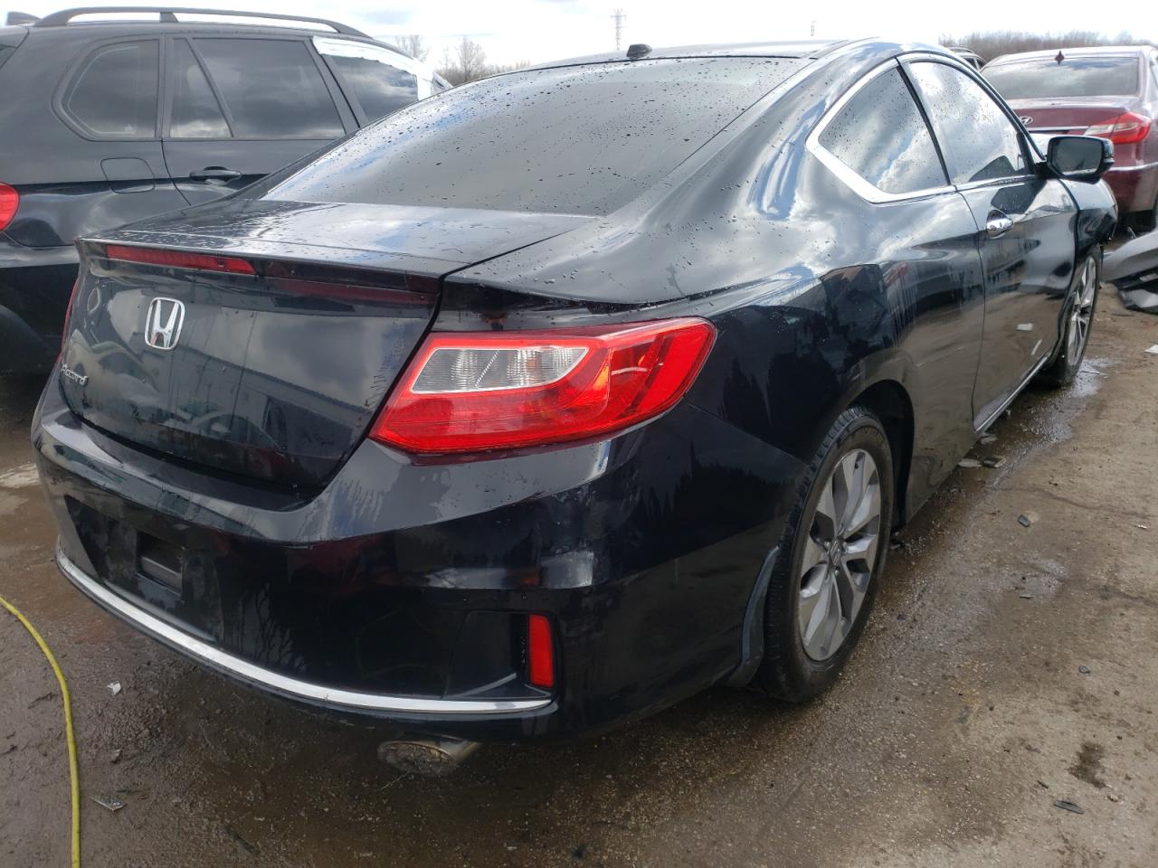 Photo 4 from auction – 2014 HONDA ACCORD EXL with VIN 1HGCT1B82EA005703