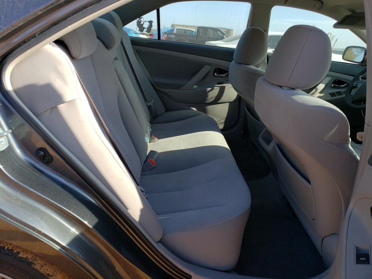 Photo 6 from auction – 2011 TOYOTA CAMRY BASE with VIN 4T1BF3EK2BU755533