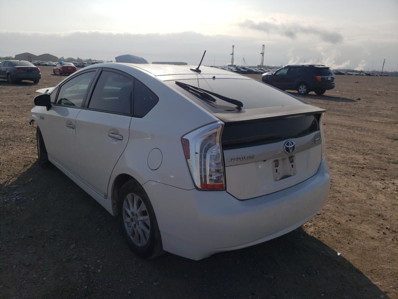 Photo 3 from auction – 2012 TOYOTA PRIUS PLUG with VIN JTDKN3DPXC3006572