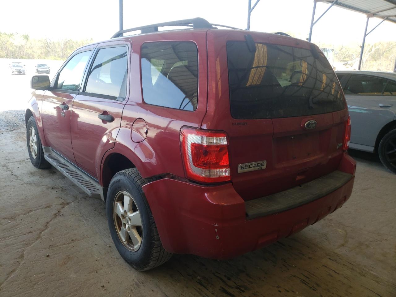 Photo 3 from auction – 2010 FORD ESCAPE XLT with VIN 1FMCU0DG9AKC03494